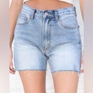 Brandy Melville short